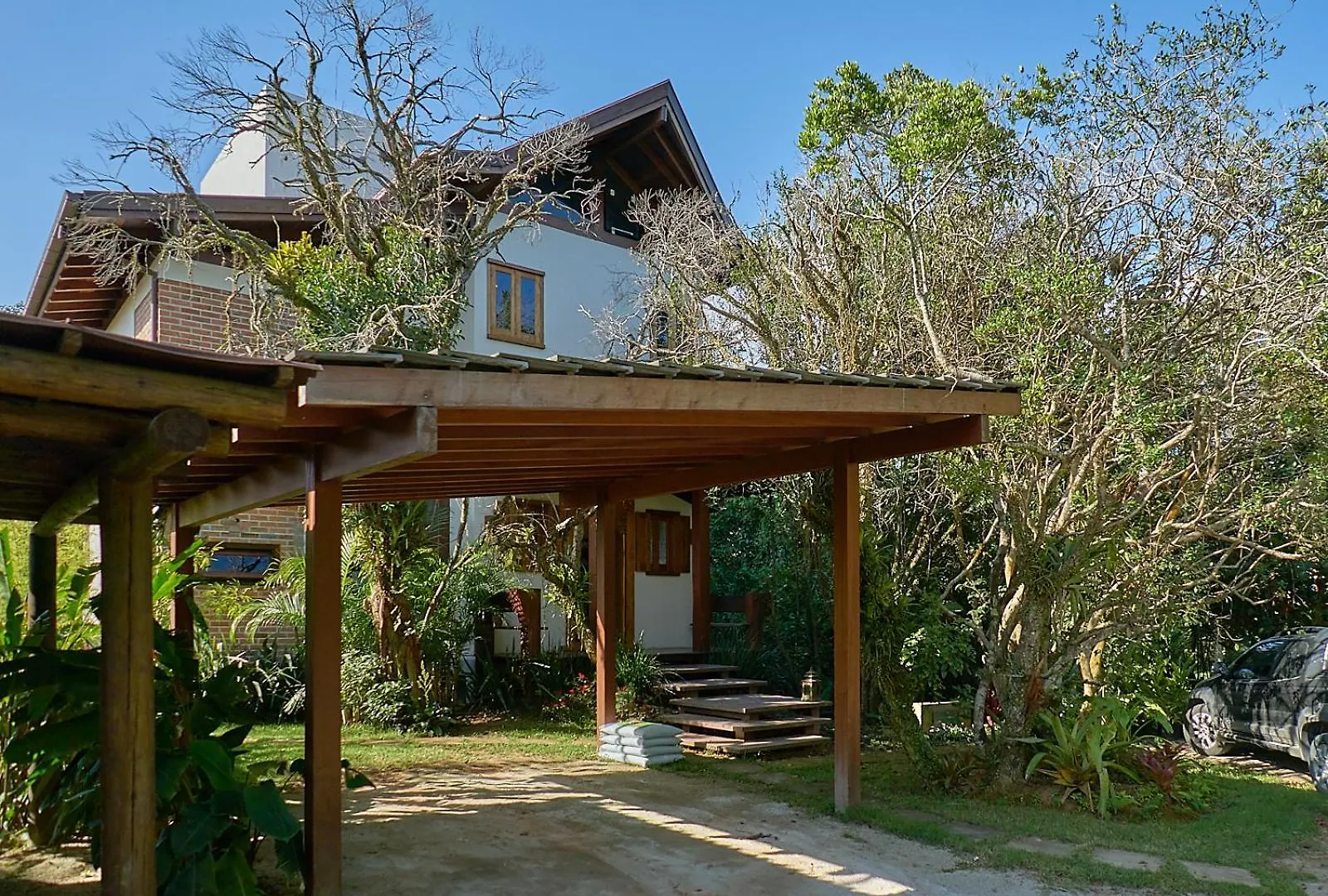 Casa Bali Ibira contacts